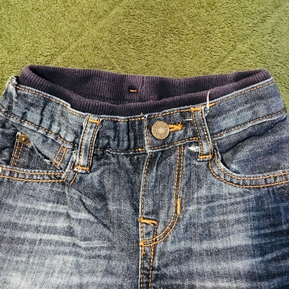 BabyGap Toddler Jeans - Picture 1 of 5